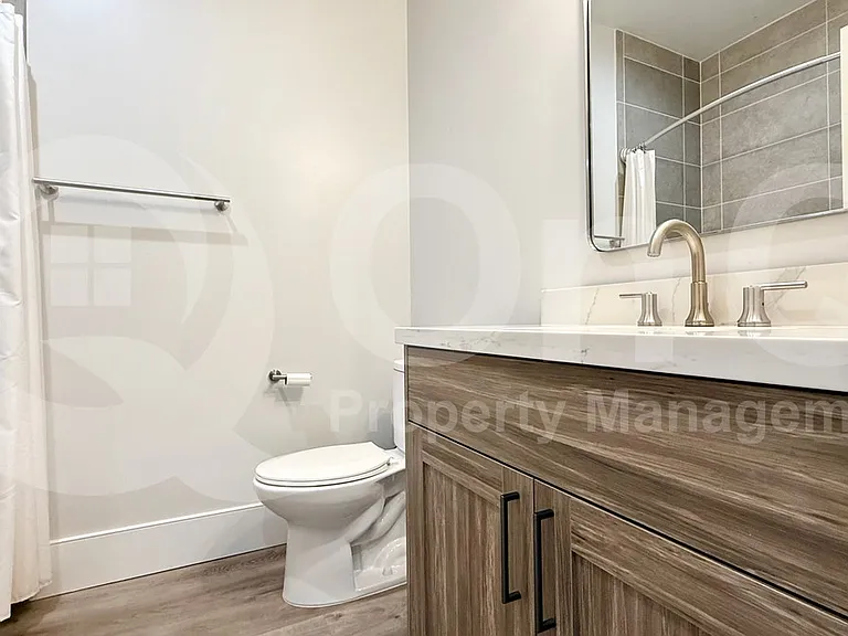 165 E Hearne Way — Photo 13