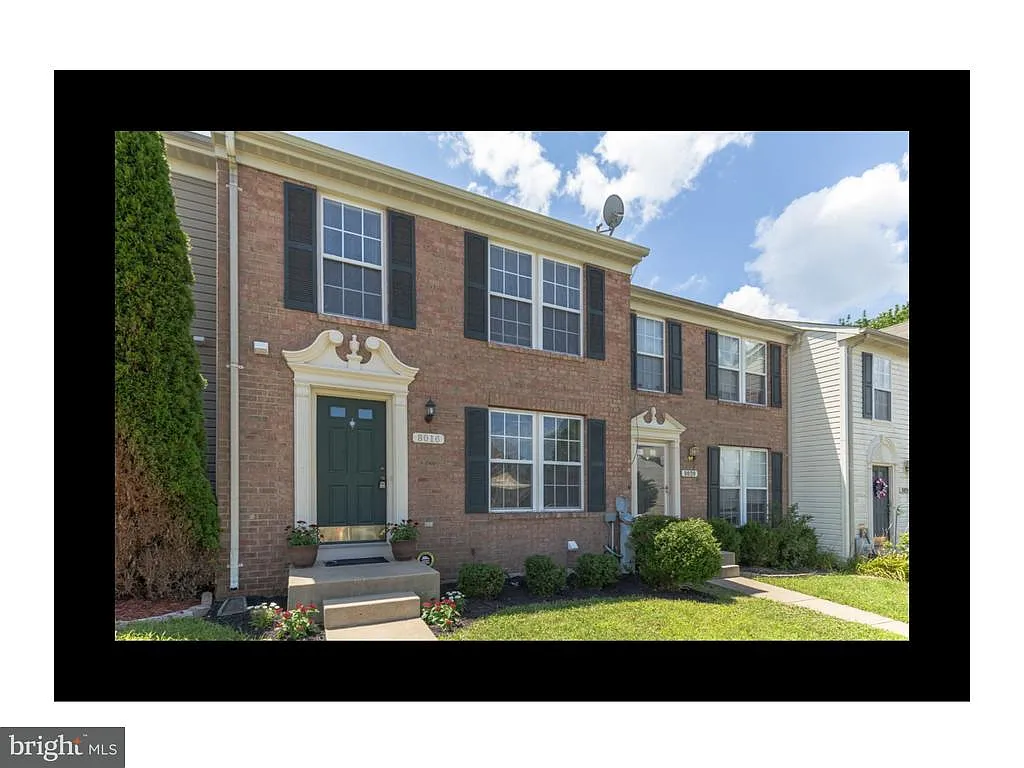 8016 Silver Fox Way photo 1