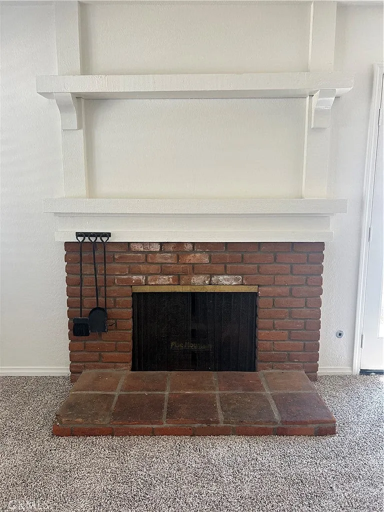 3 bed, 1178 sqft, $4,250 — Photo 4