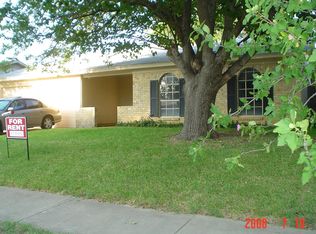 6840 Richardson Dr, Fort Worth, TX 76148