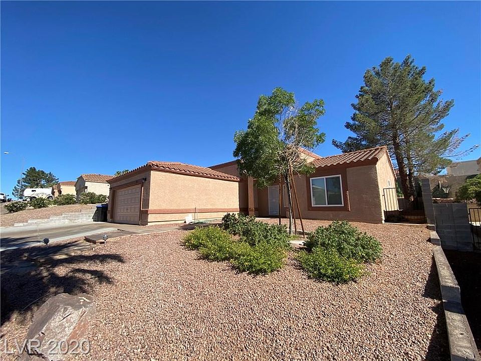 2nd image of 397 Viewmont Dr