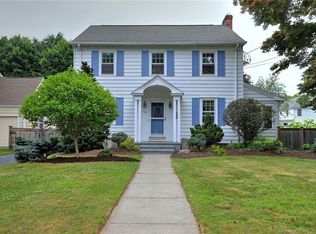 17 Carrington Ave, Milford, CT 06460