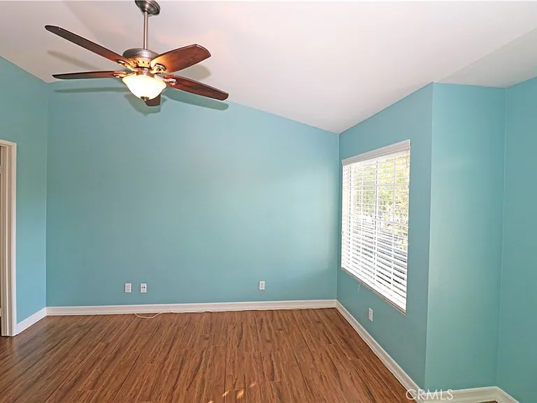 135 Gallery Way — Photo 18