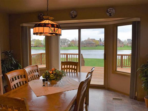 5th image of 26749 Christy Dr
