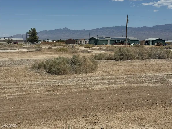 3260 W Wilson Rd, Pahrump, NV 89048