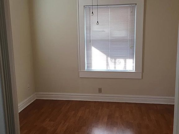 4th image of 1224 W Hayward Ave