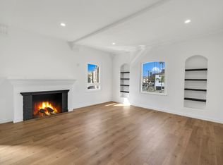 4014 W Adams Blvd, Los Angeles, CA 90018