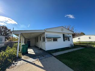 2217 Maureen Blvd S, Obetz, OH 43207