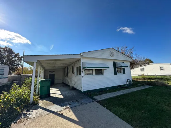 2217 Maureen Blvd S, Obetz, OH 43207