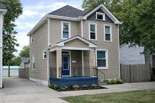238 Chestnut St Photo 1
