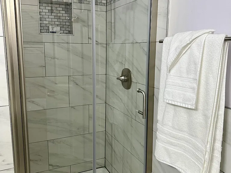 325 Pendleton St NW — Photo 10