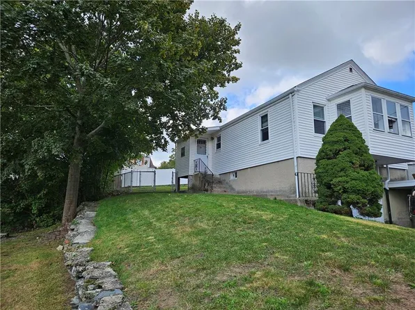 334 Bryant St, Cumberland, RI 02864