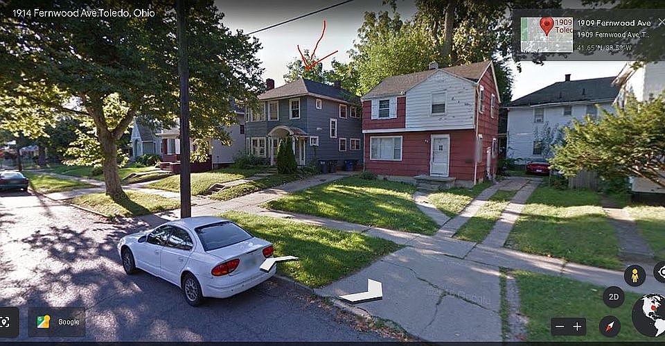 2nd image of 1940 Fernwood Ave