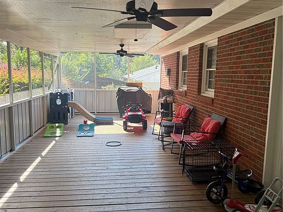5th image of 1811 Jollit St