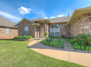 17645 Lead Ln, Edmond, OK 73012