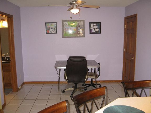 5th image of N30W23470 Greenfield Ct
