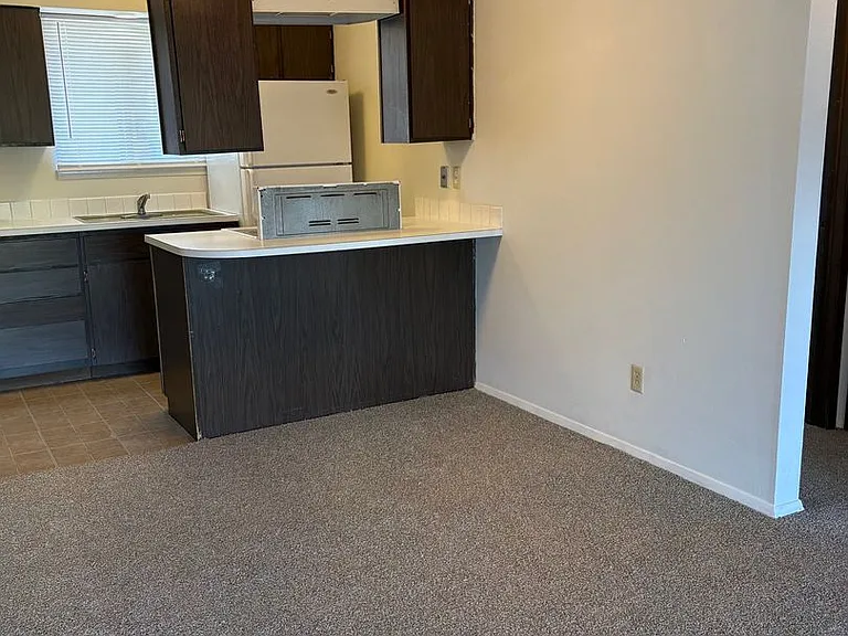 2112 W Northwest Blvd — Photo 5