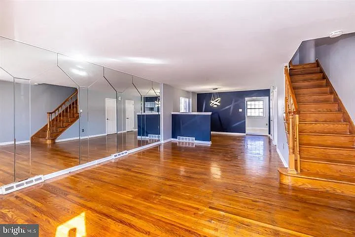 209 Hansell Rd — Photo 4