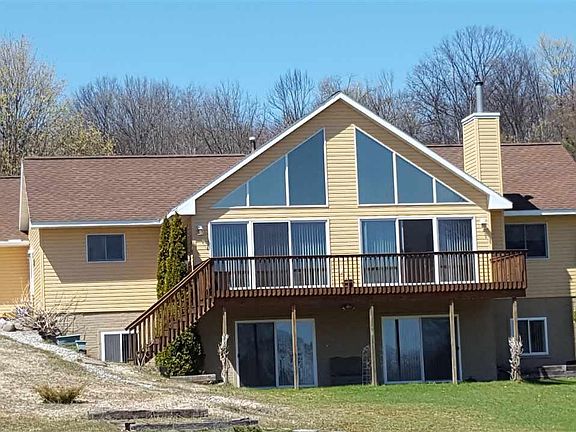 3rd image of 12034 Highland View Dr