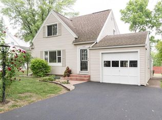 147 Mareeta Rd, Rochester, NY 14624