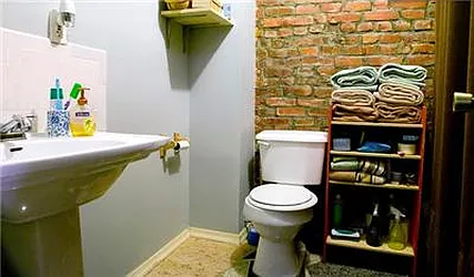 Rented by R New York