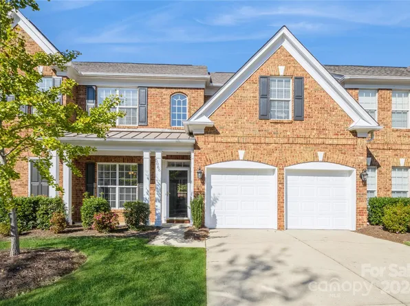 5066 Ashford Crest Ln, Charlotte, NC 28226