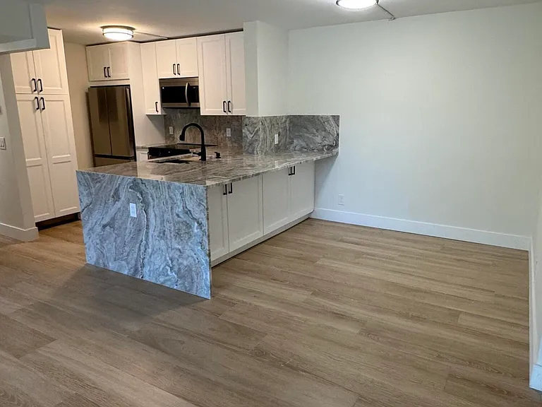629 Sea Pine Way #C1 — Photo 10
