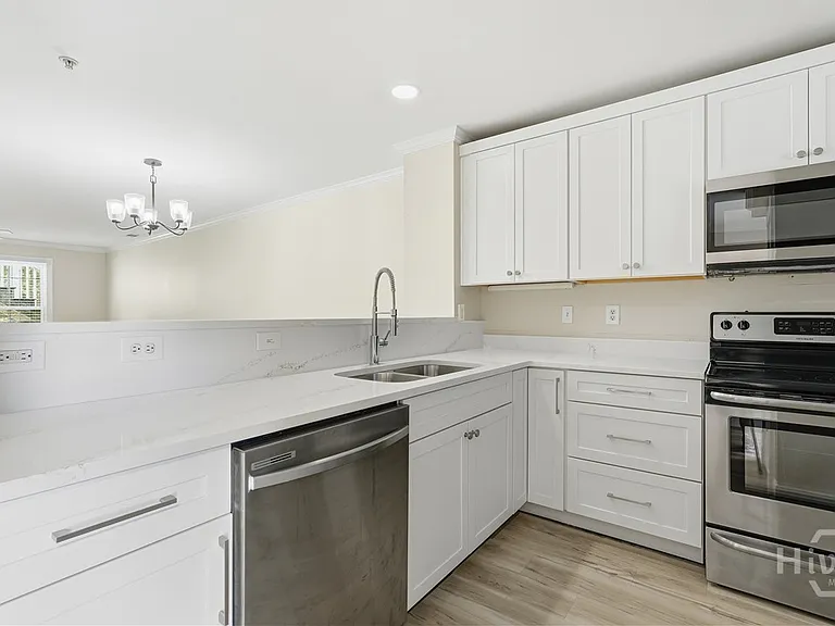 431 Montgomery St #A — Photo 7