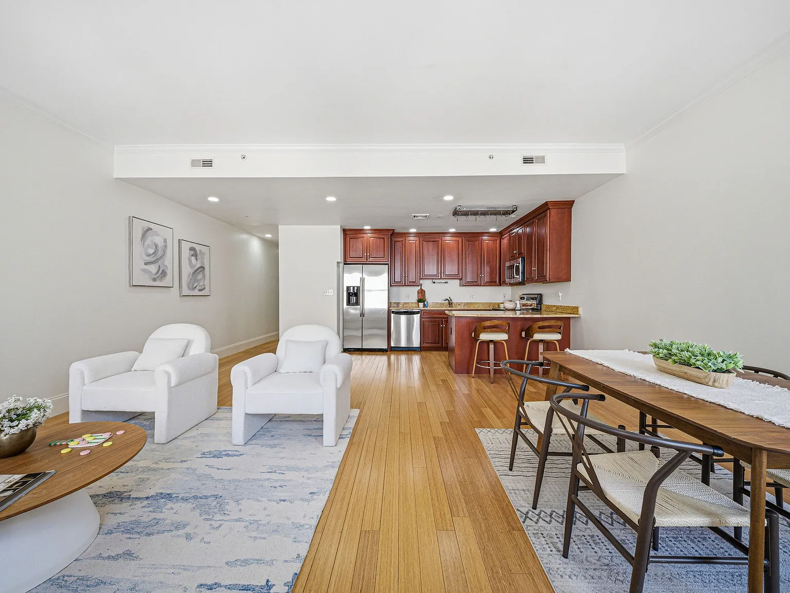 2 bed, 1374 sqft, $5,000 — Photo 3
