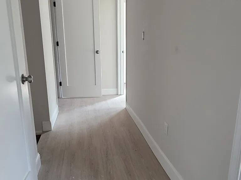 301 N Genoa Ave — Photo 12