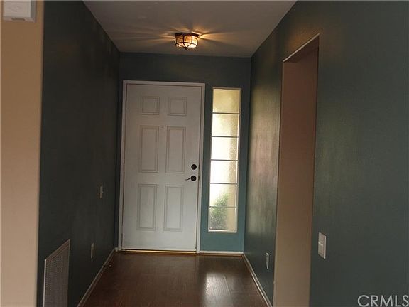 4th image of 1121 W Fruitvale Ave