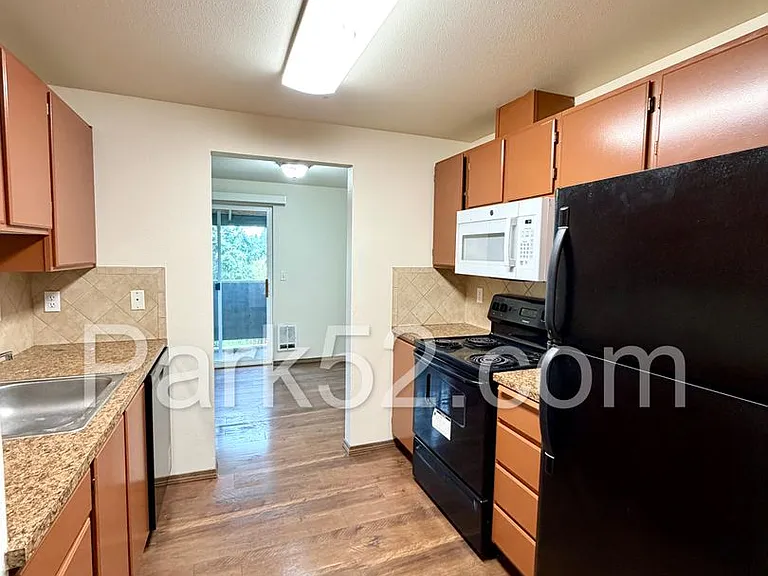 17702 85th Avenue Ct E #C — Photo 6