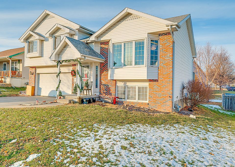1st image of 840 Karen Dr