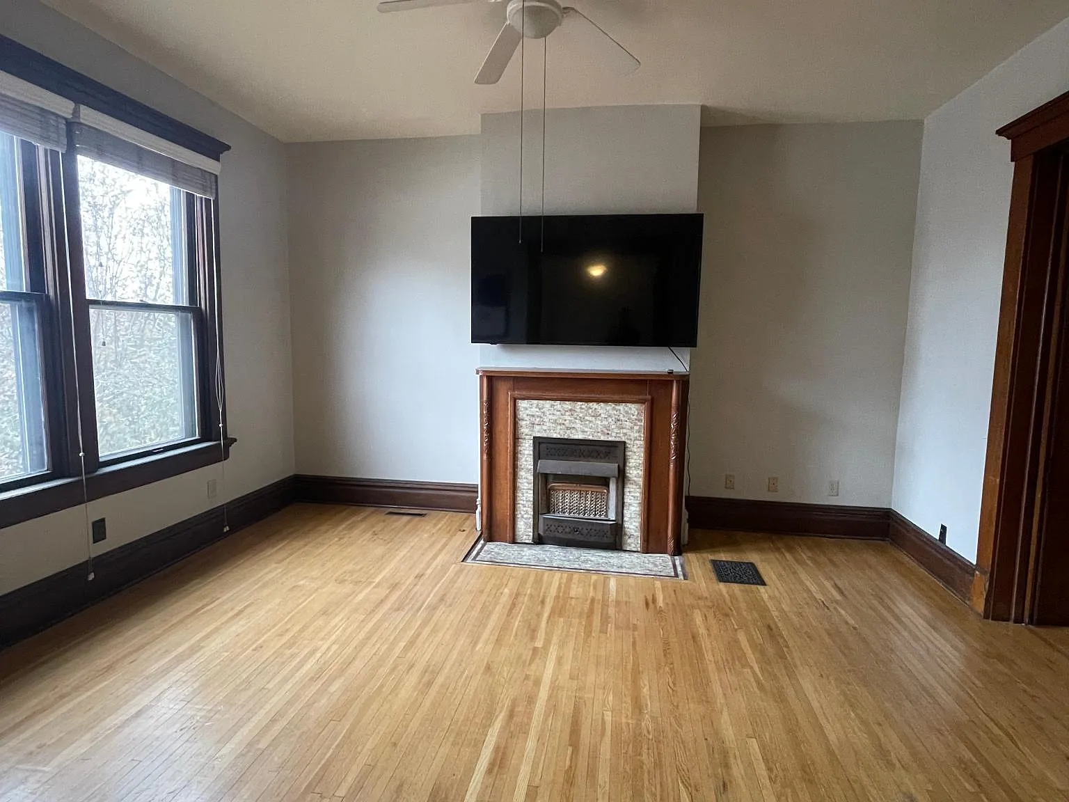 1 bed, 850 sqft, $1,200 — Photo 4