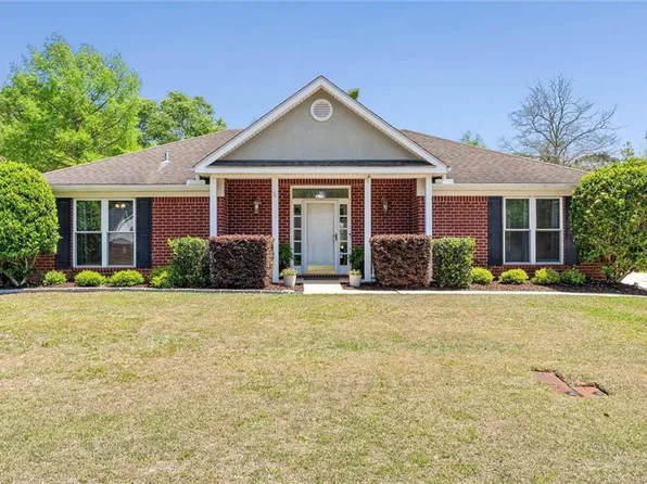 1205 Colonial Hills Dr, Mobile, AL 36695