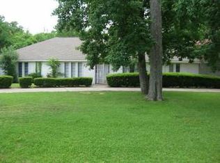 8706 Pine Falls Dr, Houston, TX 77095