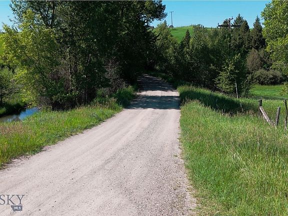 3rd image of Sunrise Ridge Trl