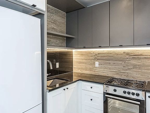2nd image of 87 Montrose Ave APT 3F