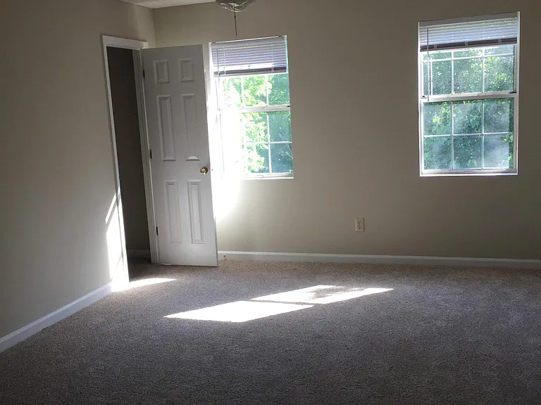 119 Maple Creek Dr — Photo 17