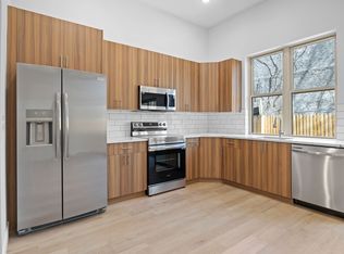 639 N 40th St #2, Philadelphia, PA