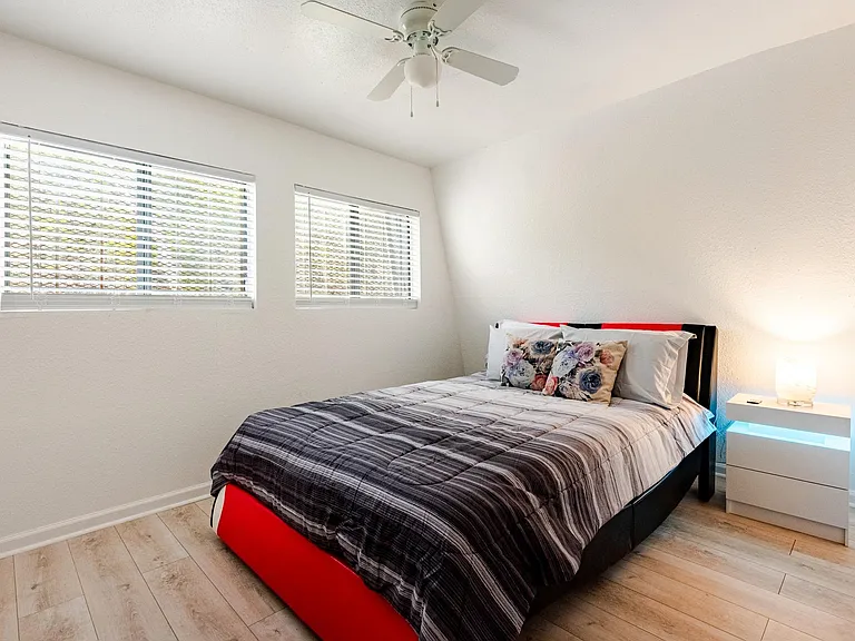 13969 FM 2769 — Photo 16