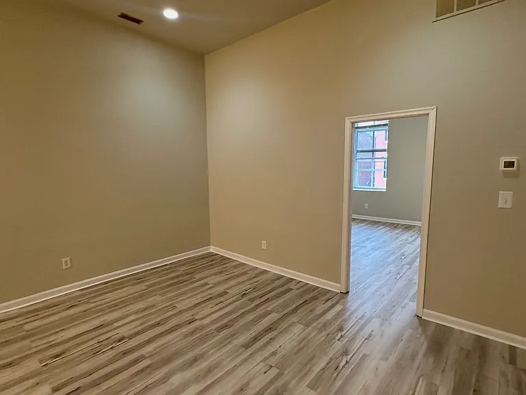 1410 Madison Ave #2 — Photo 9