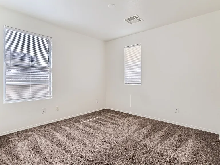 2537 Begonia Valley Ave — Photo 15