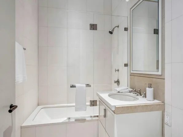 45 Walker Street image 18 of 24