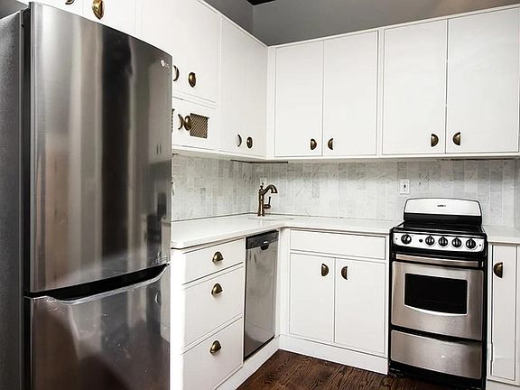 3rd image of 489 Washington Ave #4L