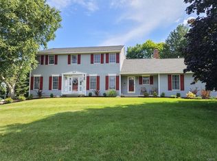 8431 Woodbox Rd, Manlius, NY 13104