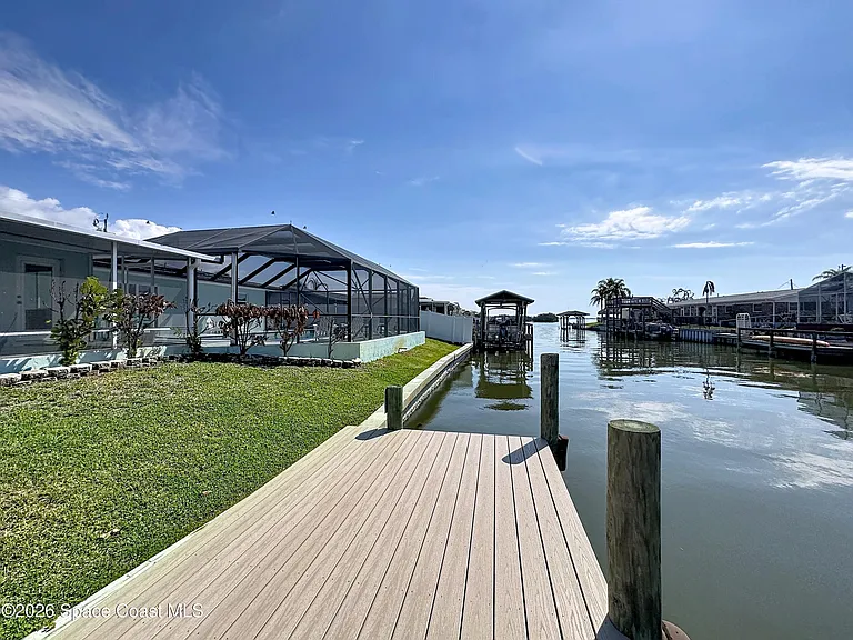 1707 Shore Dr — Photo 27