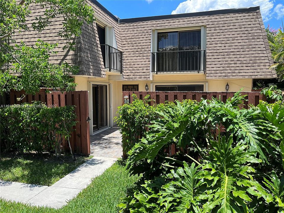 1st image of 2954 SW 22nd Cir #2C