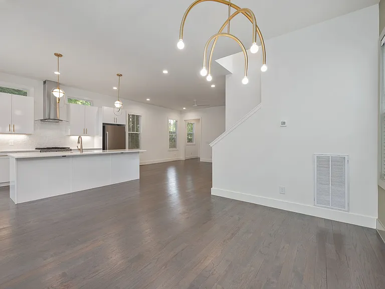 507B Southern Turf Dr — Photo 8
