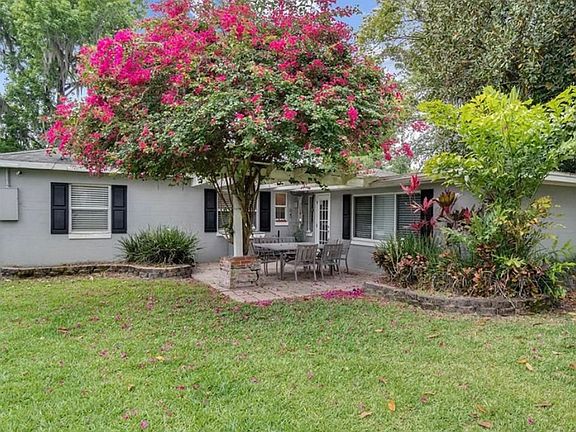 4th image of 921 Shady Lane Dr